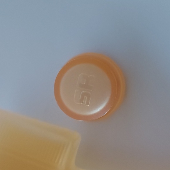 Sonia Rykiel Deodorant 3.3 Oz. Spray - Picture 7 of 7